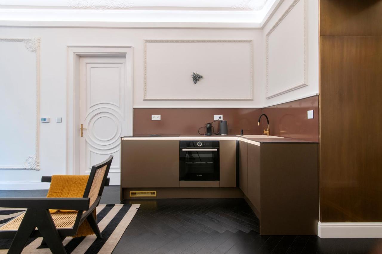 Antique Glam Apartment In Old Town Praha Eksteriør bilde