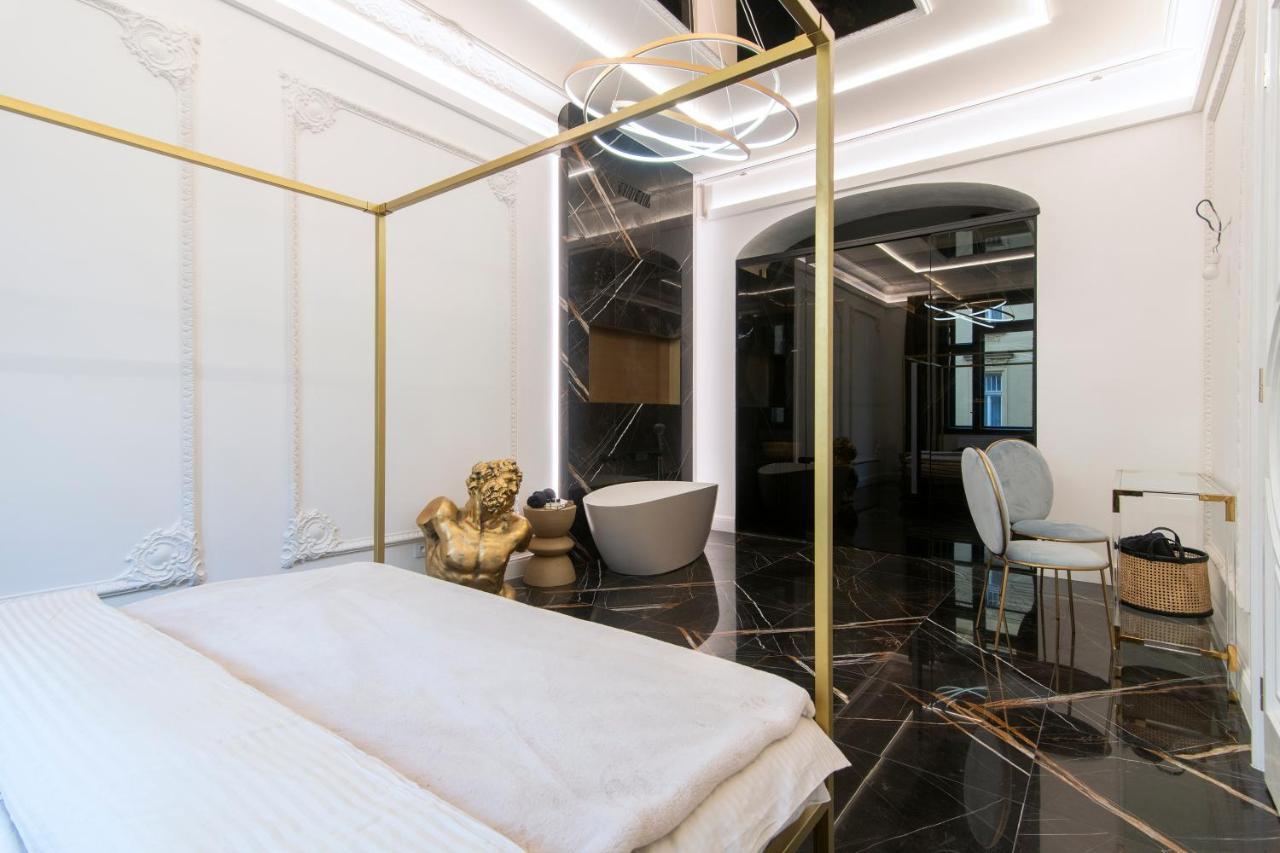Antique Glam Apartment In Old Town Praha Eksteriør bilde
